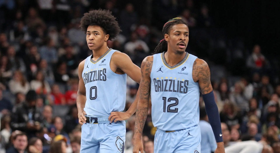 佩莱格里尼：塞维利亚落后时球迷往球场投掷杂物，这样不对（佩莱格里尼批评塞维利亚球迷落后时向场内投掷杂物：不可取）