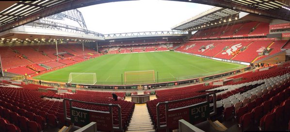 湖人进攻端配合流畅，失误率下降（湖人进攻运转顺畅，失误率下滑）